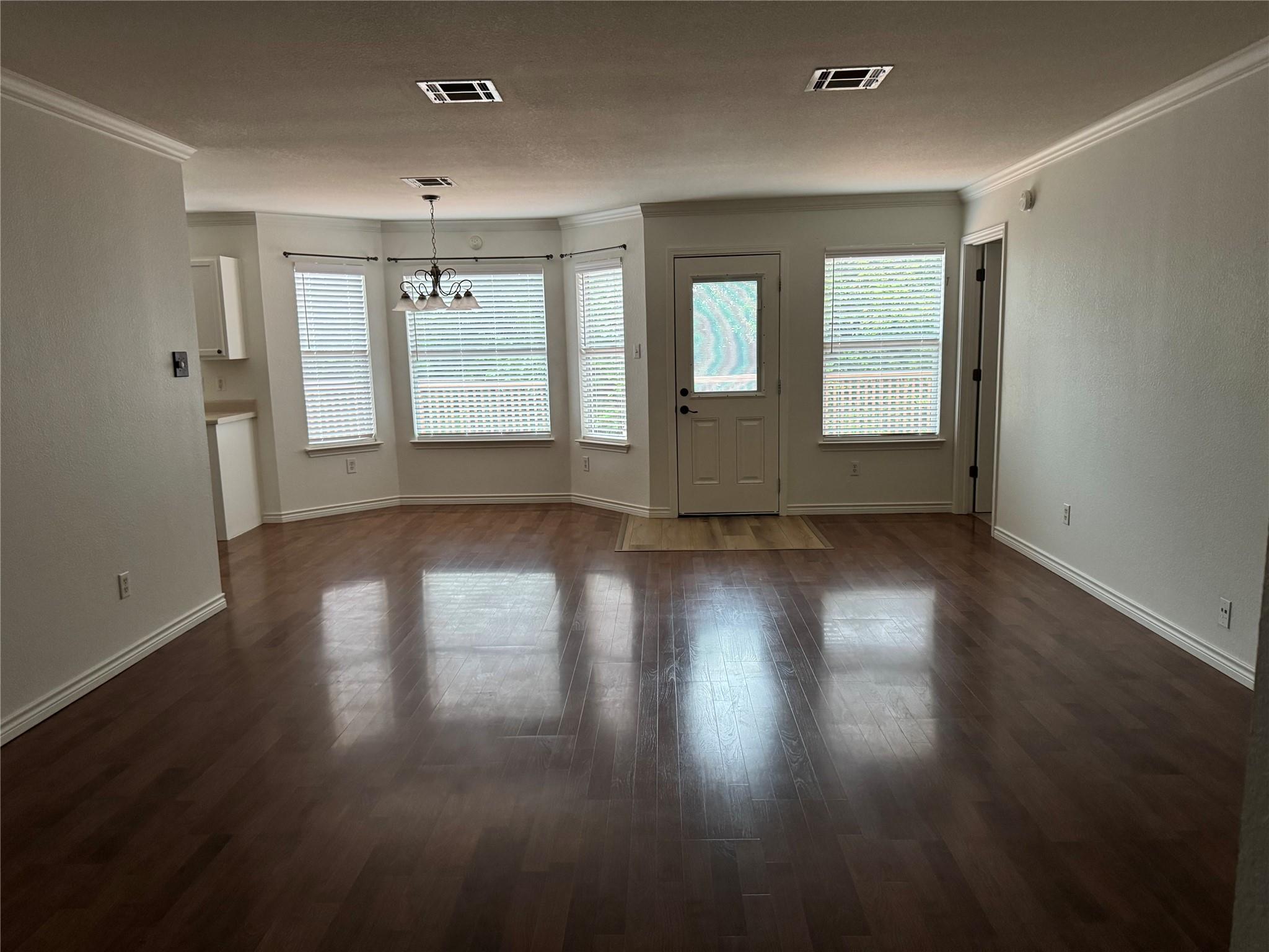1800 Twisted Oak Drive Leander TX 78641