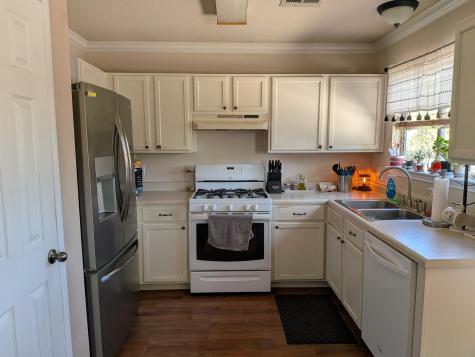 1800 Twisted Oak Drive Leander TX 78641