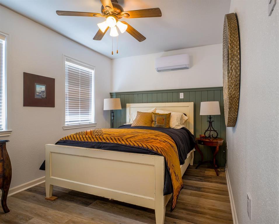103 N Avenue Q Avenue Johnson City TX 78636