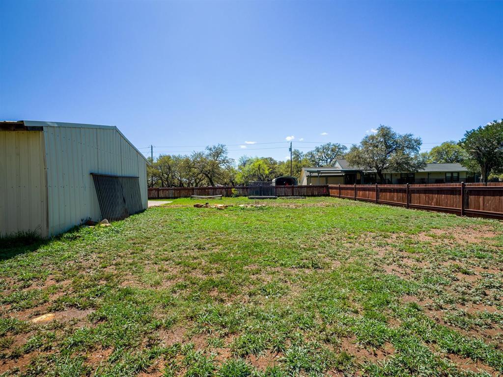 103 N Avenue Q Avenue Johnson City TX 78636