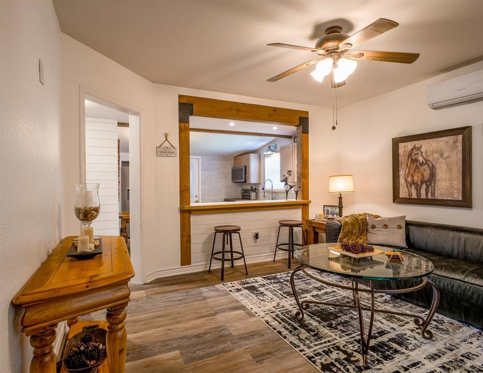103 N Avenue Q Avenue Johnson City TX 78636
