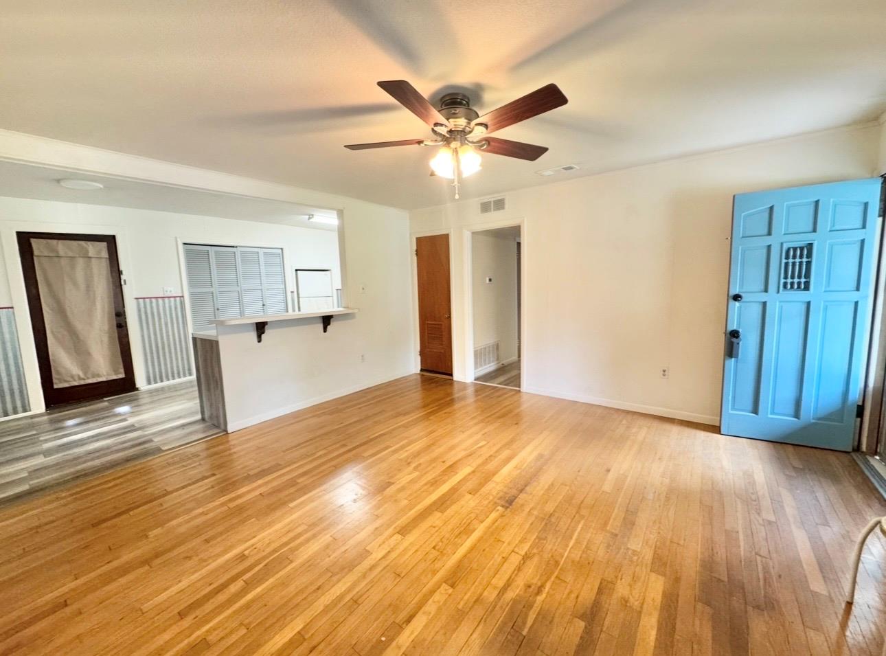 406 Swanee Drive Austin TX 78752