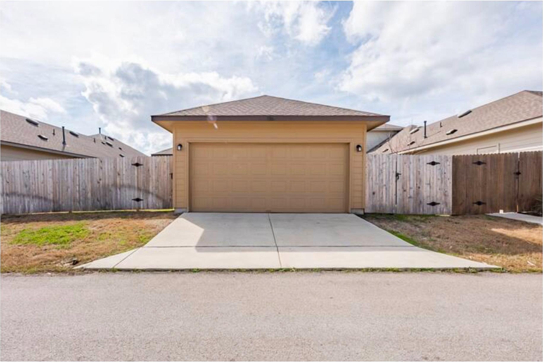 106 Alford Street San Marcos TX 78666