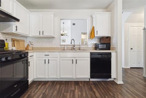 433 Sweet Leaf Lane Pflugerville TX 78660