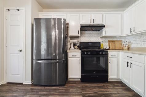 433 Sweet Leaf Lane Pflugerville TX 78660
