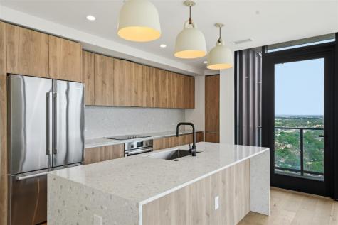 84 East Avenue Austin TX 78701