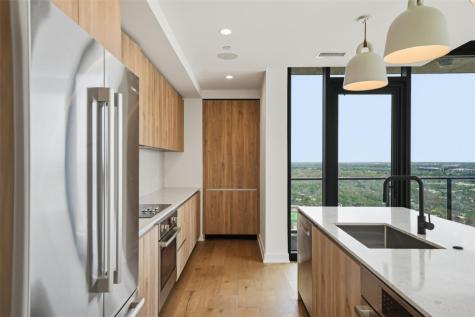 84 East Avenue Austin TX 78701
