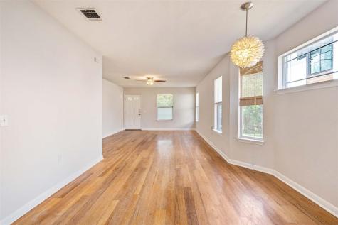 1502 Garden Street Austin TX 78702