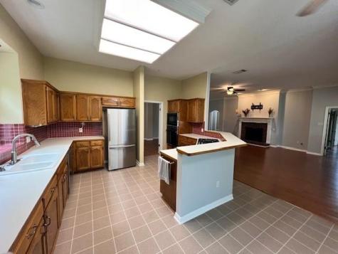 1239 Rocky Creek Drive Pflugerville TX 78660