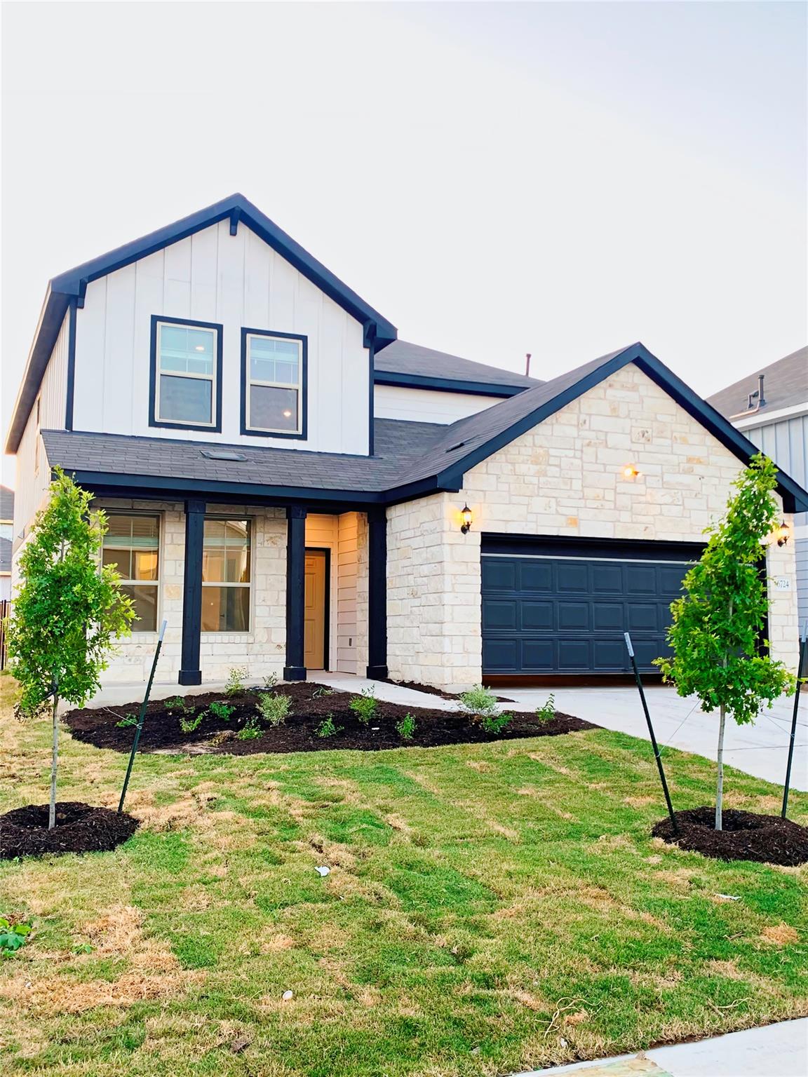 6724 Ellsworth Walk Austin TX 78724