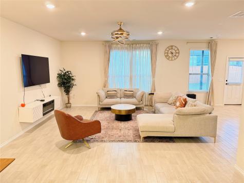 6724 Ellsworth Walk Austin TX 78724