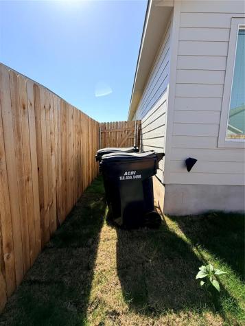 208 Skyfire Street Hutto TX 78634