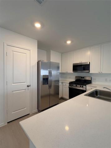 208 Skyfire Street Hutto TX 78634