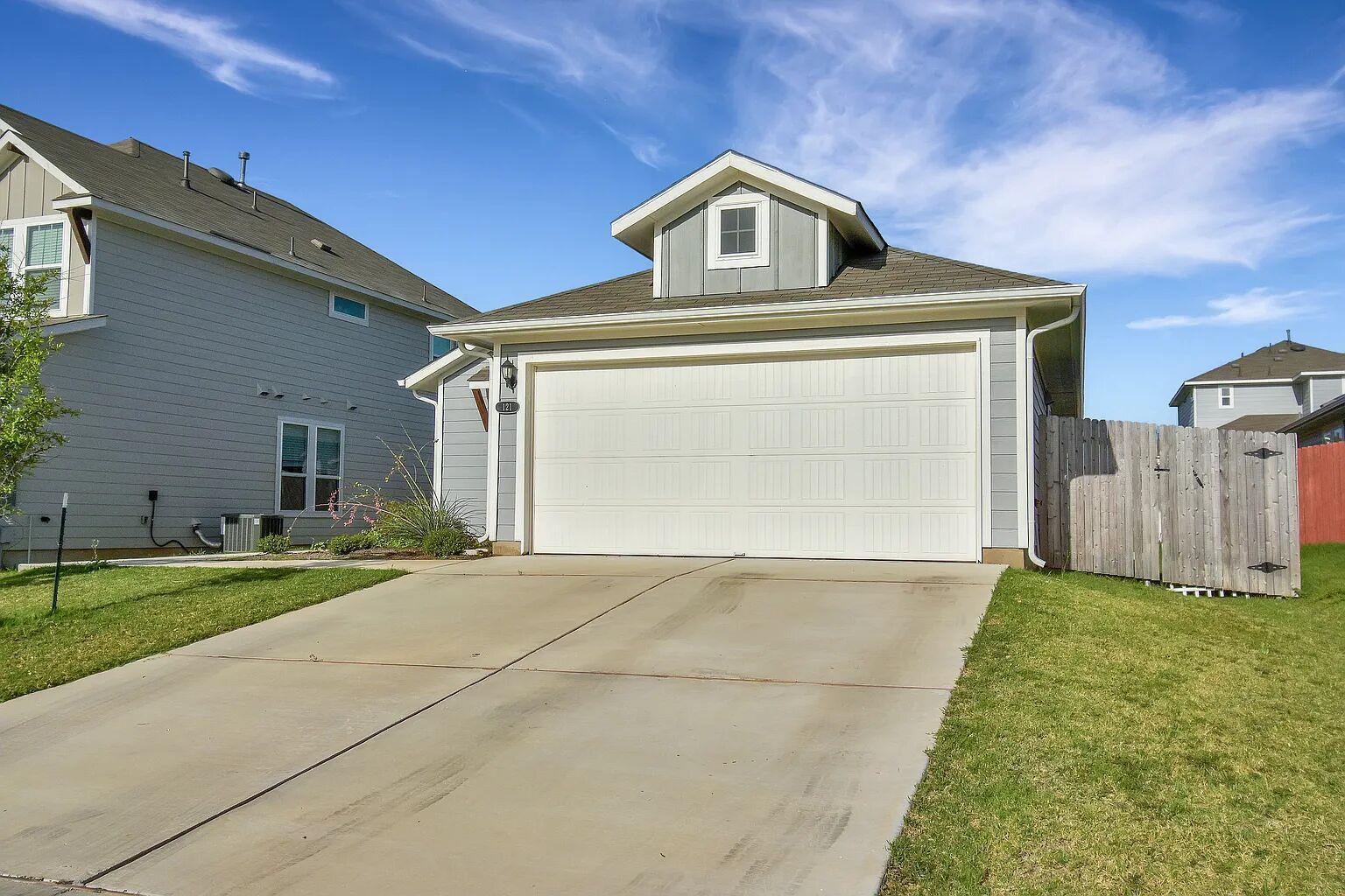 121 Crescent Street Georgetown TX 78626