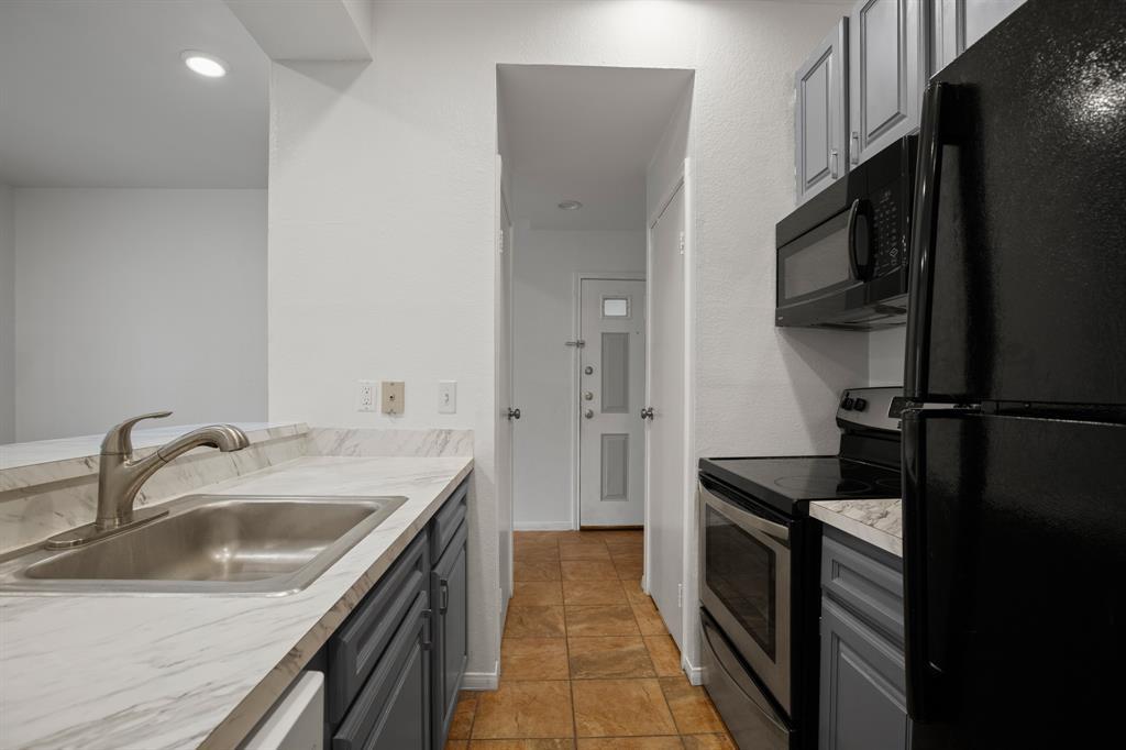 914 W 22nd 1/2 Street Austin TX 78705