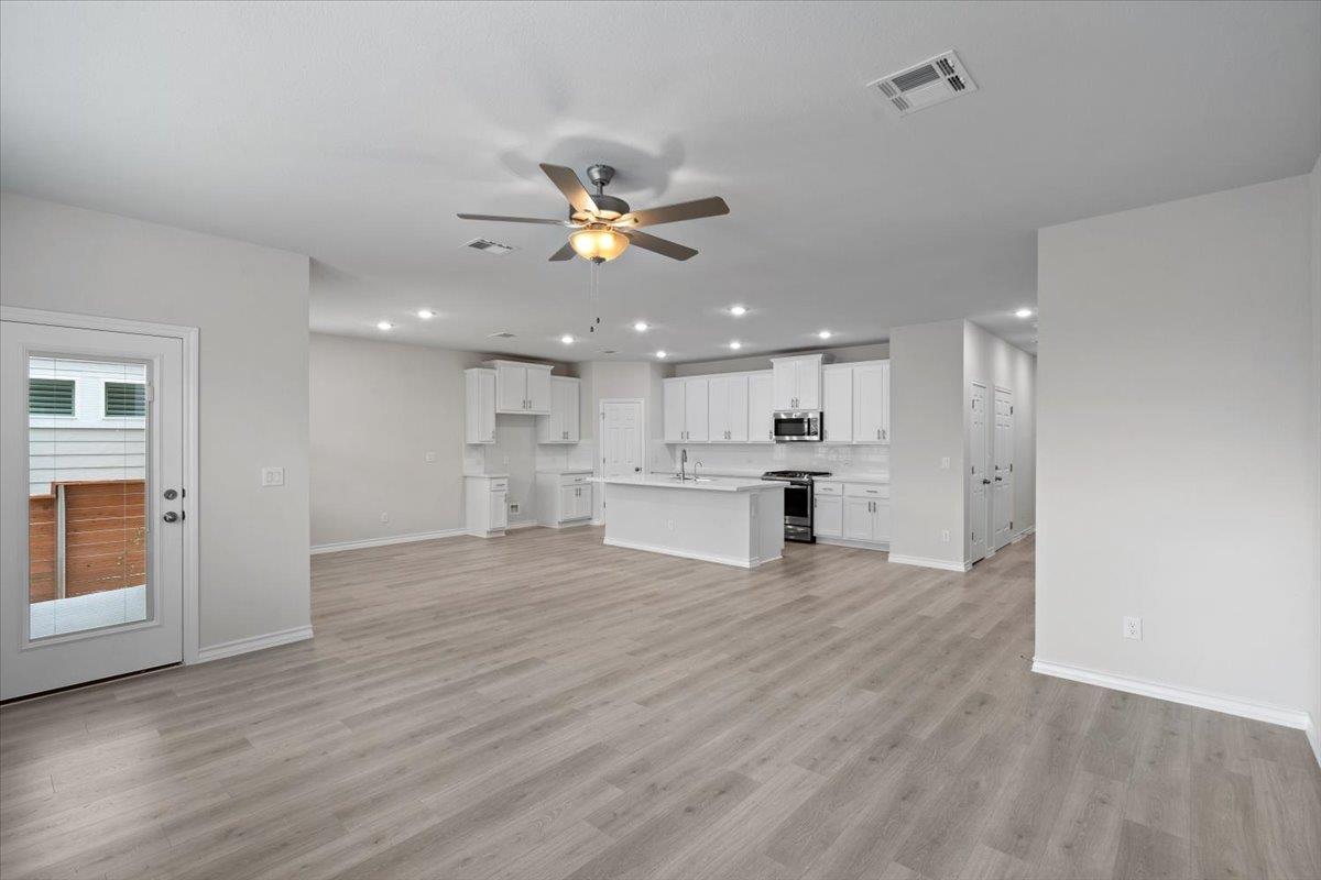 4712 Plum Peach Bend Austin TX 78723