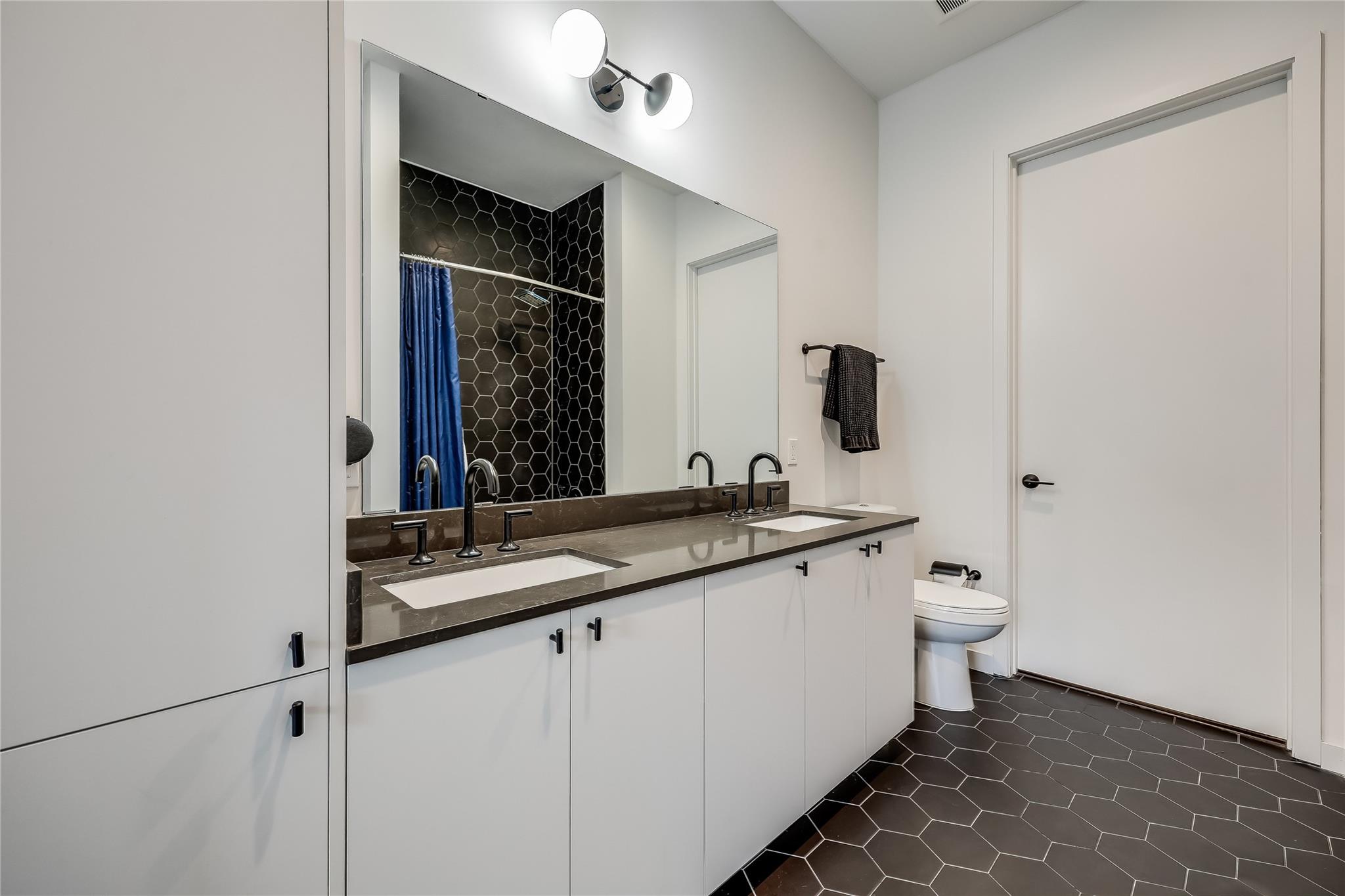 800 Embassy Drive Austin TX 78702