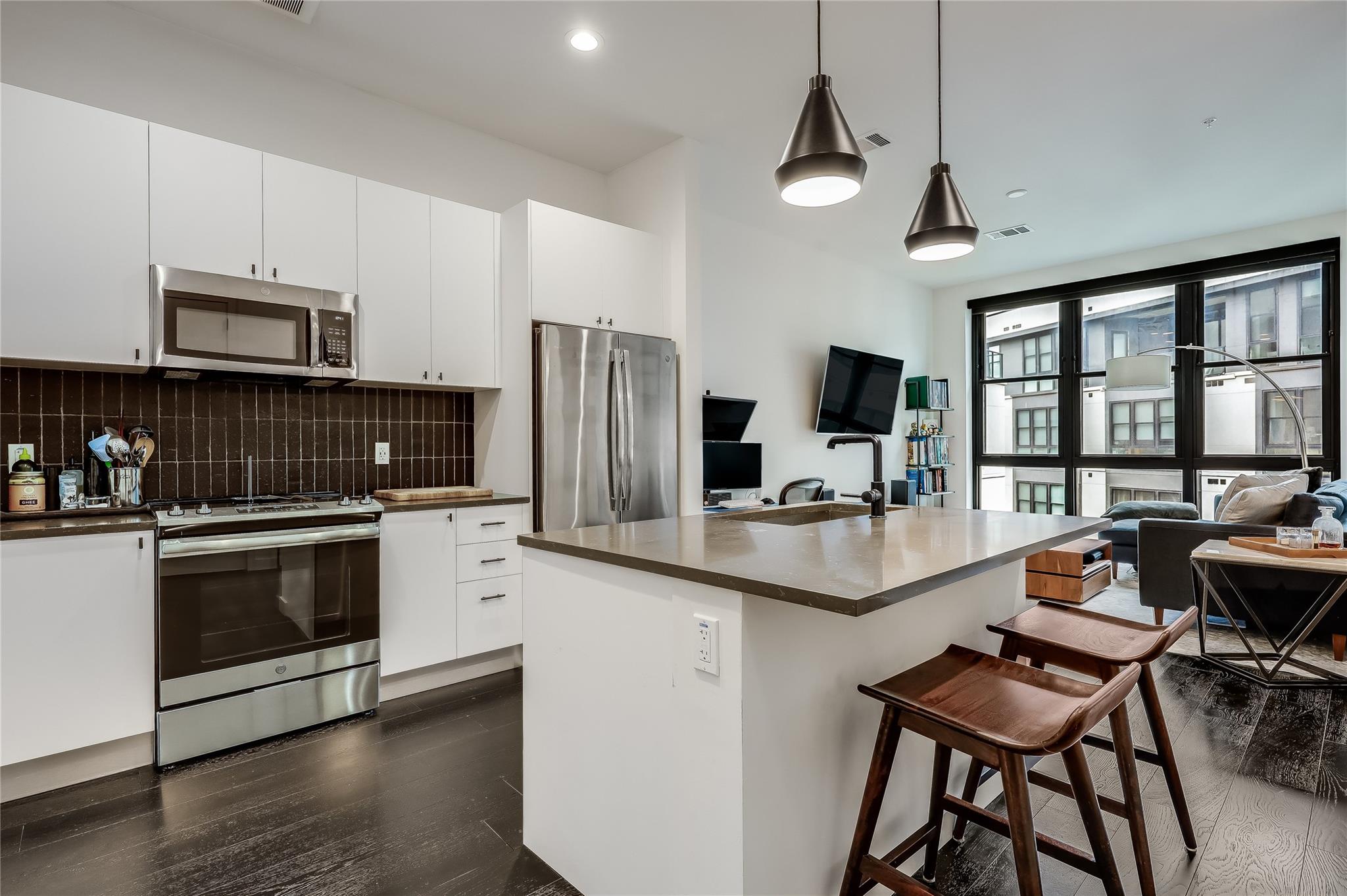 800 Embassy Drive Austin TX 78702