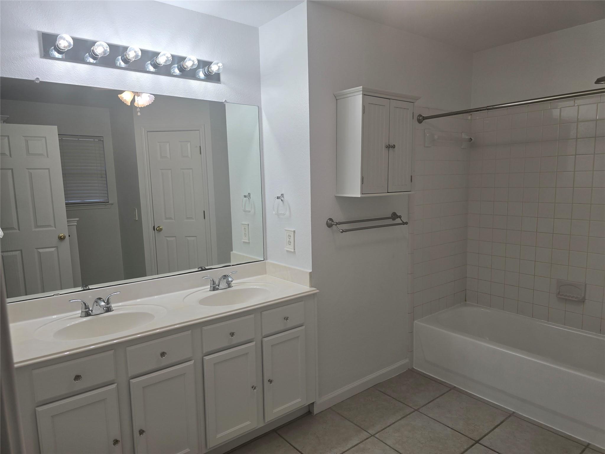 103 Hummingbird Court Cedar Creek TX 78612