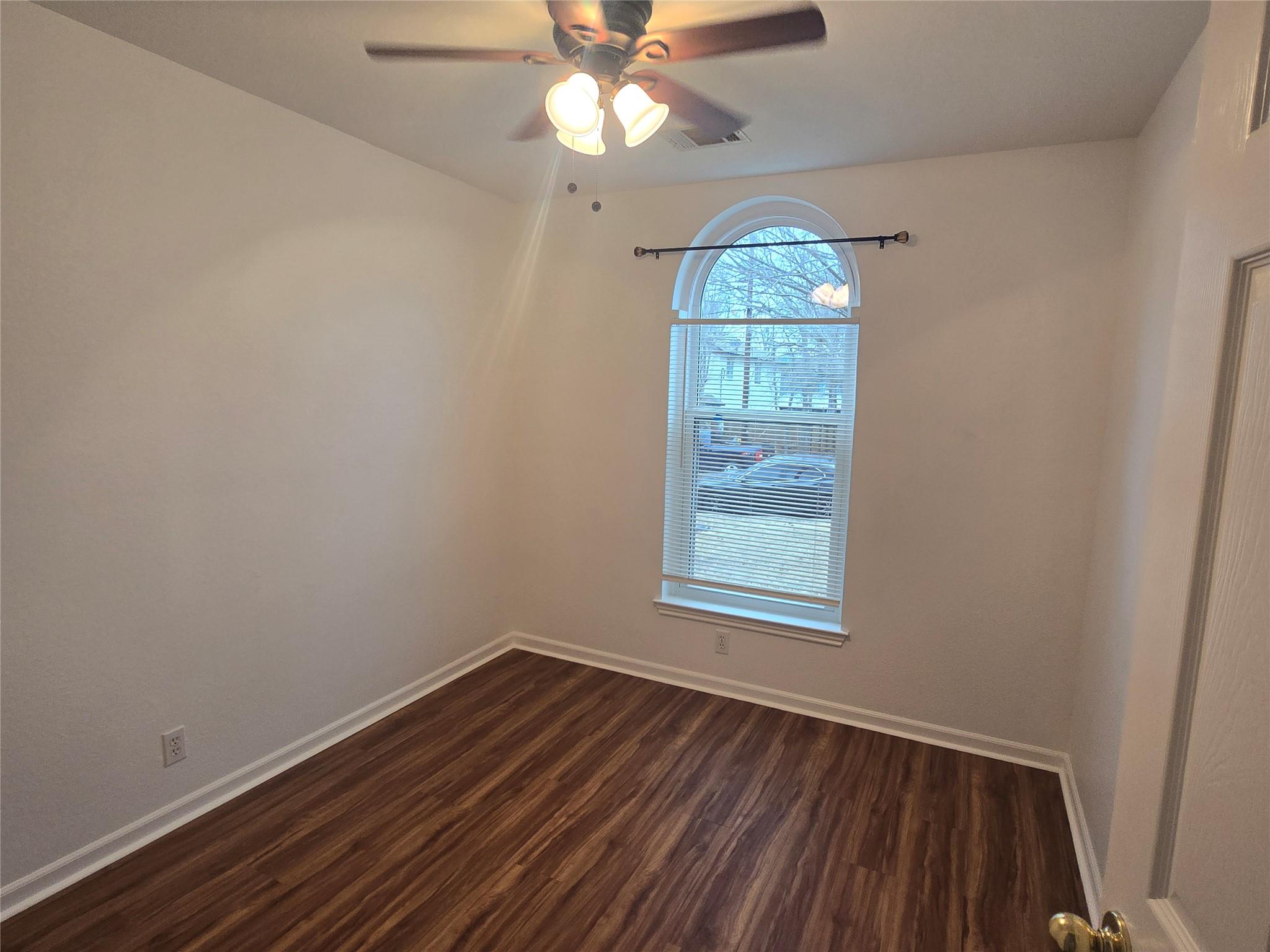 103 Hummingbird Court Cedar Creek TX 78612