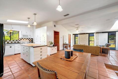445 Bendigo Lane Wimberley TX 78676