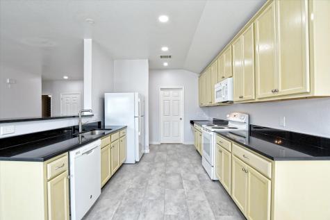 401 Bandara Woods Boulevard Elgin TX 78621