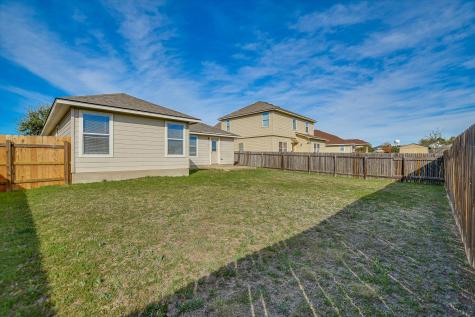 401 Bandara Woods Boulevard Elgin TX 78621