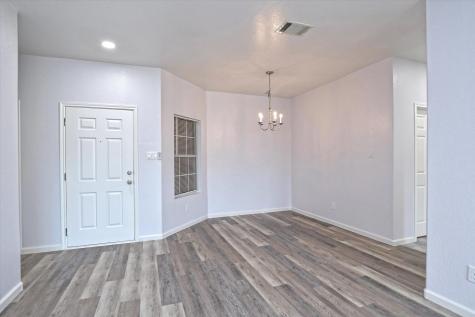 401 Bandara Woods Boulevard Elgin TX 78621