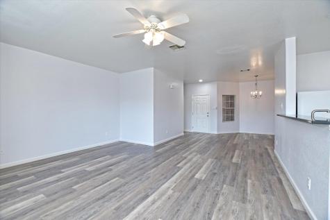 401 Bandara Woods Boulevard Elgin TX 78621