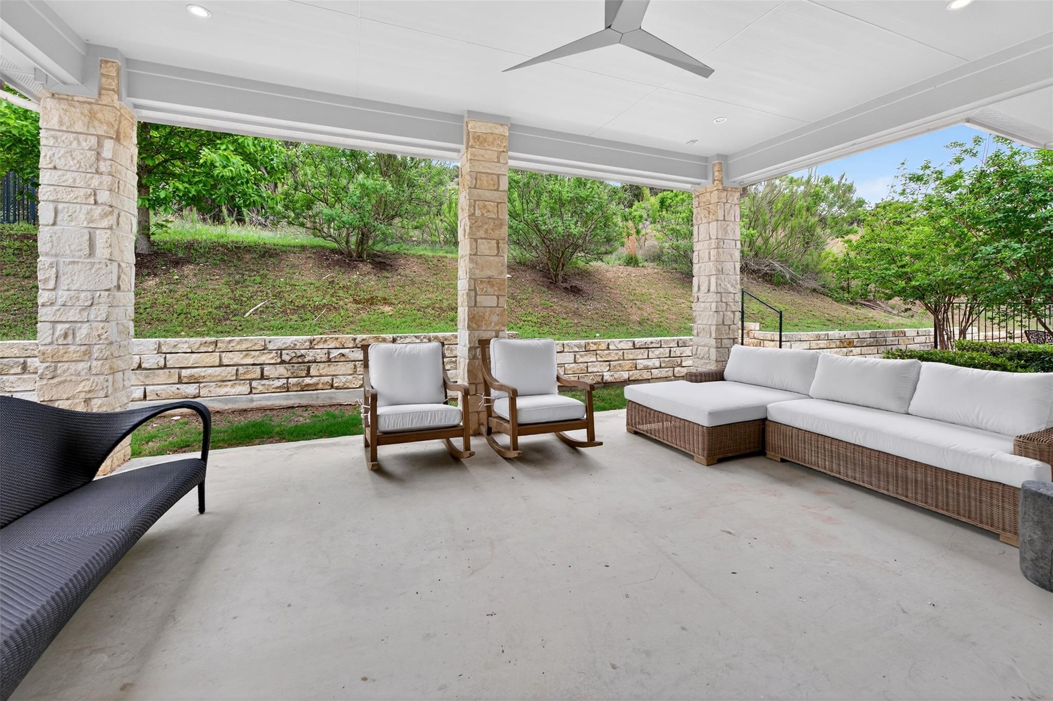 609 Anfield Circle Lakeway TX 78738
