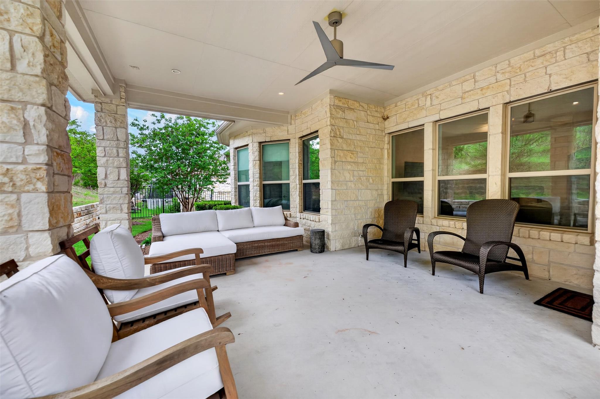 609 Anfield Circle Lakeway TX 78738