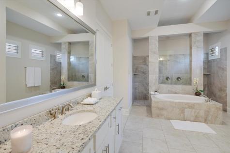 112 Bisset Court Austin TX 78738