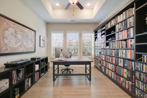 112 Bisset Court Austin TX 78738