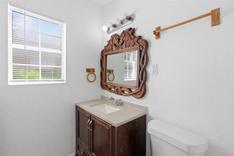 206 Oscar Street Taylor TX 76574