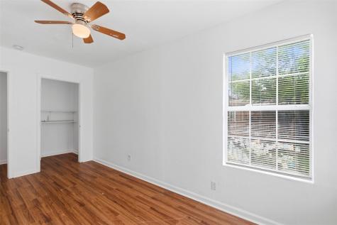 206 Oscar Street Taylor TX 76574