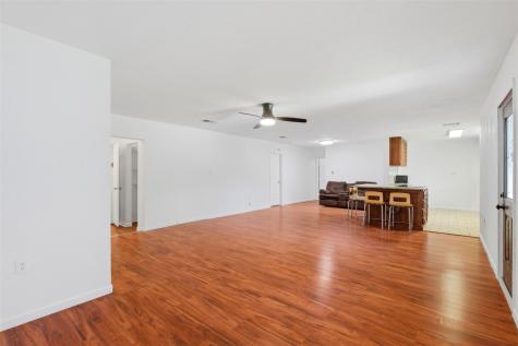 206 Oscar Street Taylor TX 76574