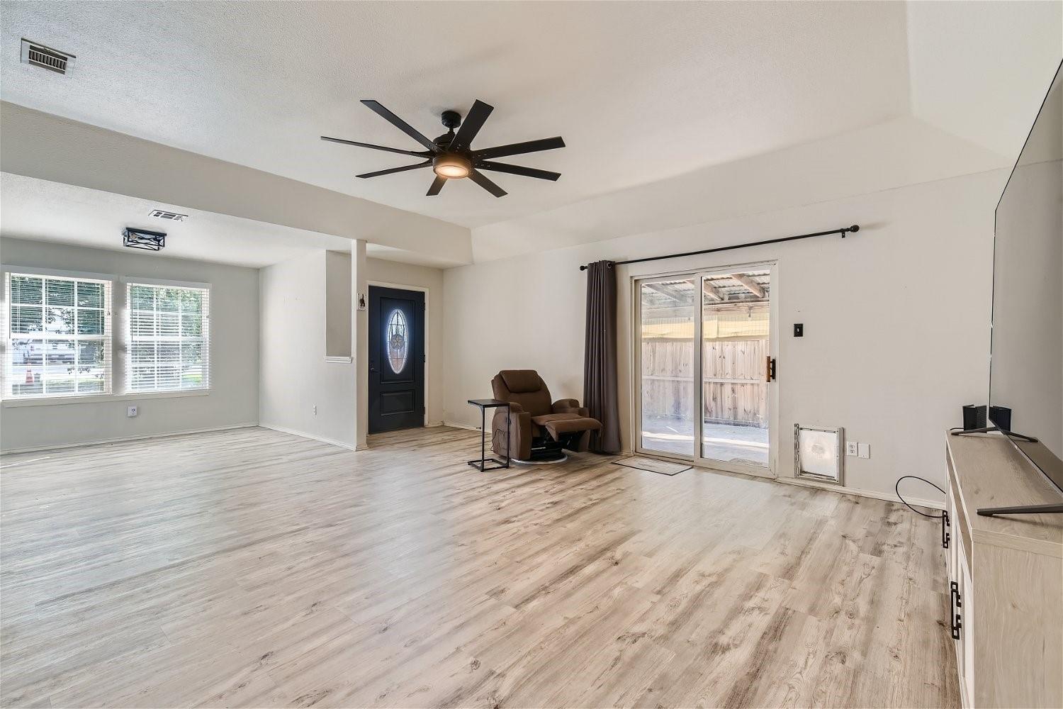 134 Bellair Drive Kyle TX 78640