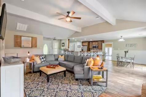 801 John Knox Road Fischer TX 78623