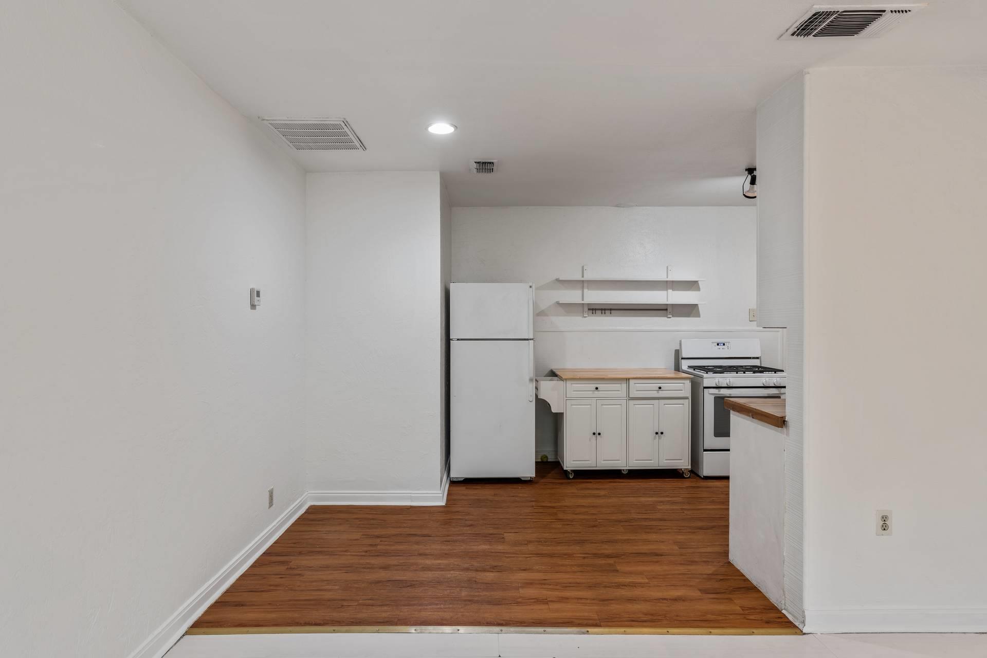 406 E Monroe Street Austin TX 78704
