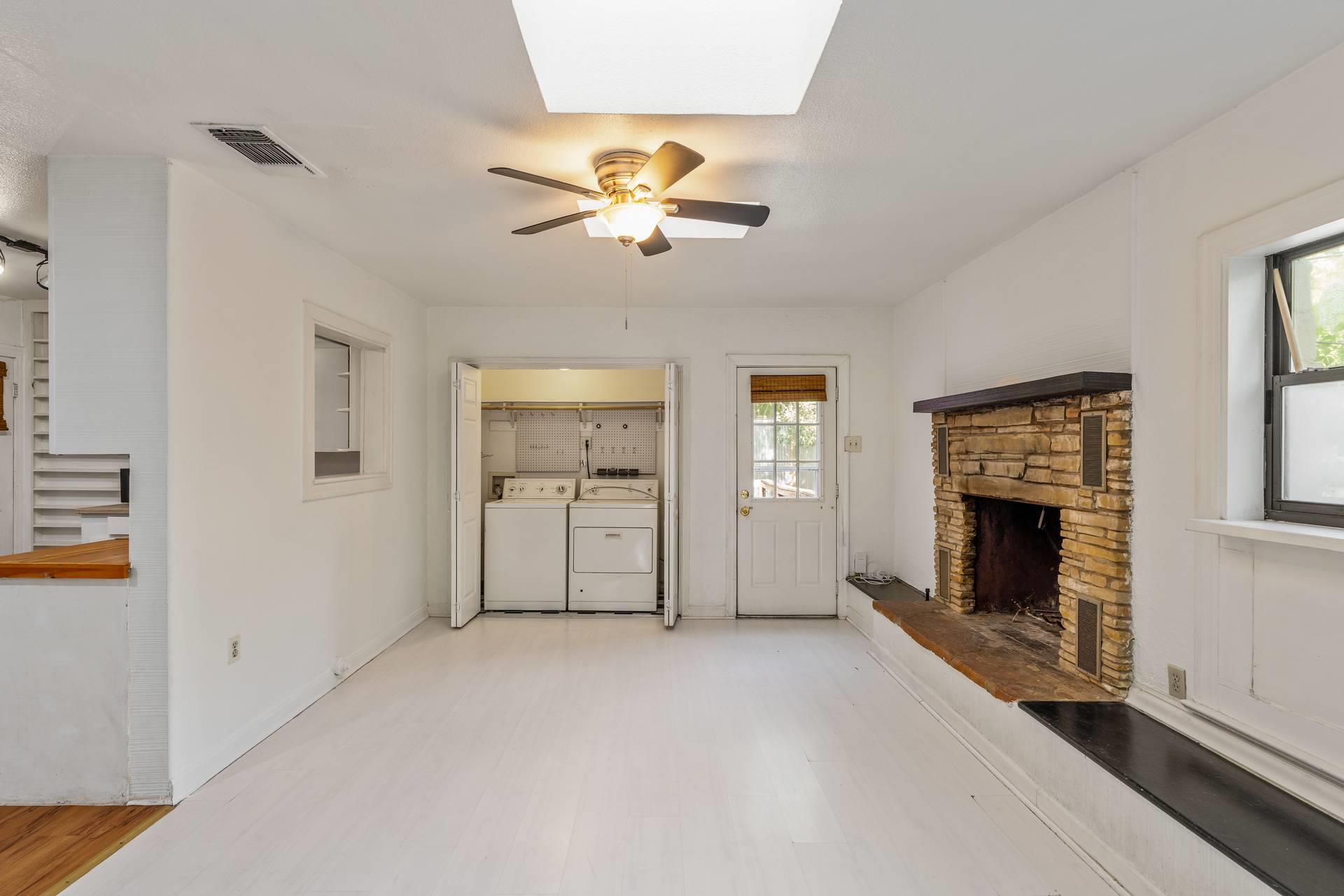 406 E Monroe Street Austin TX 78704