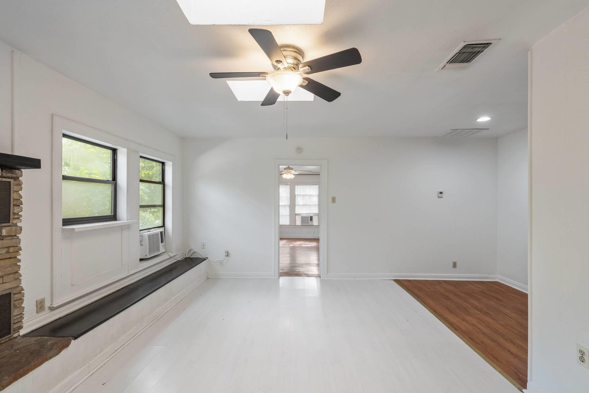 406 E Monroe Street Austin TX 78704