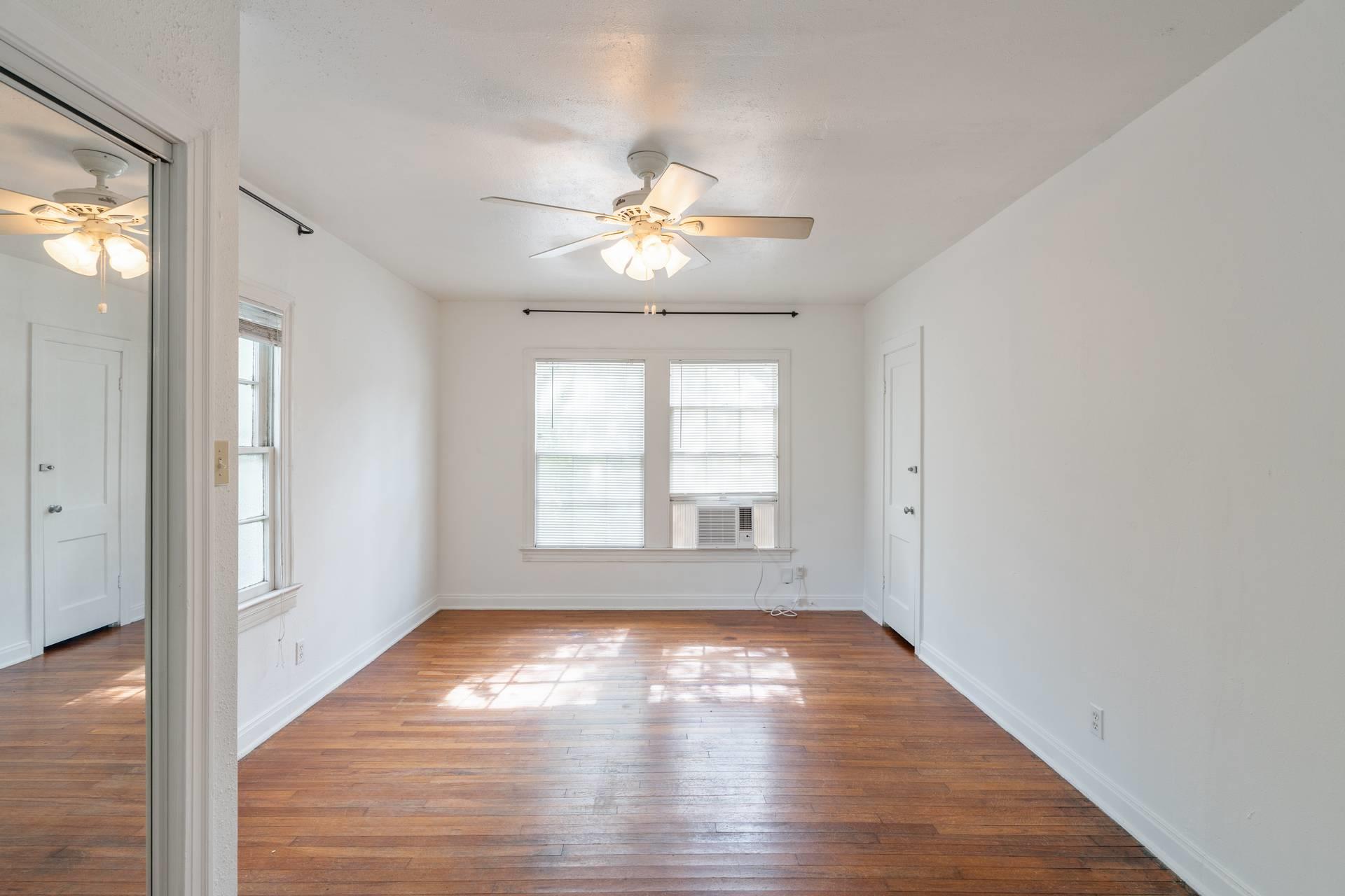 406 E Monroe Street Austin TX 78704