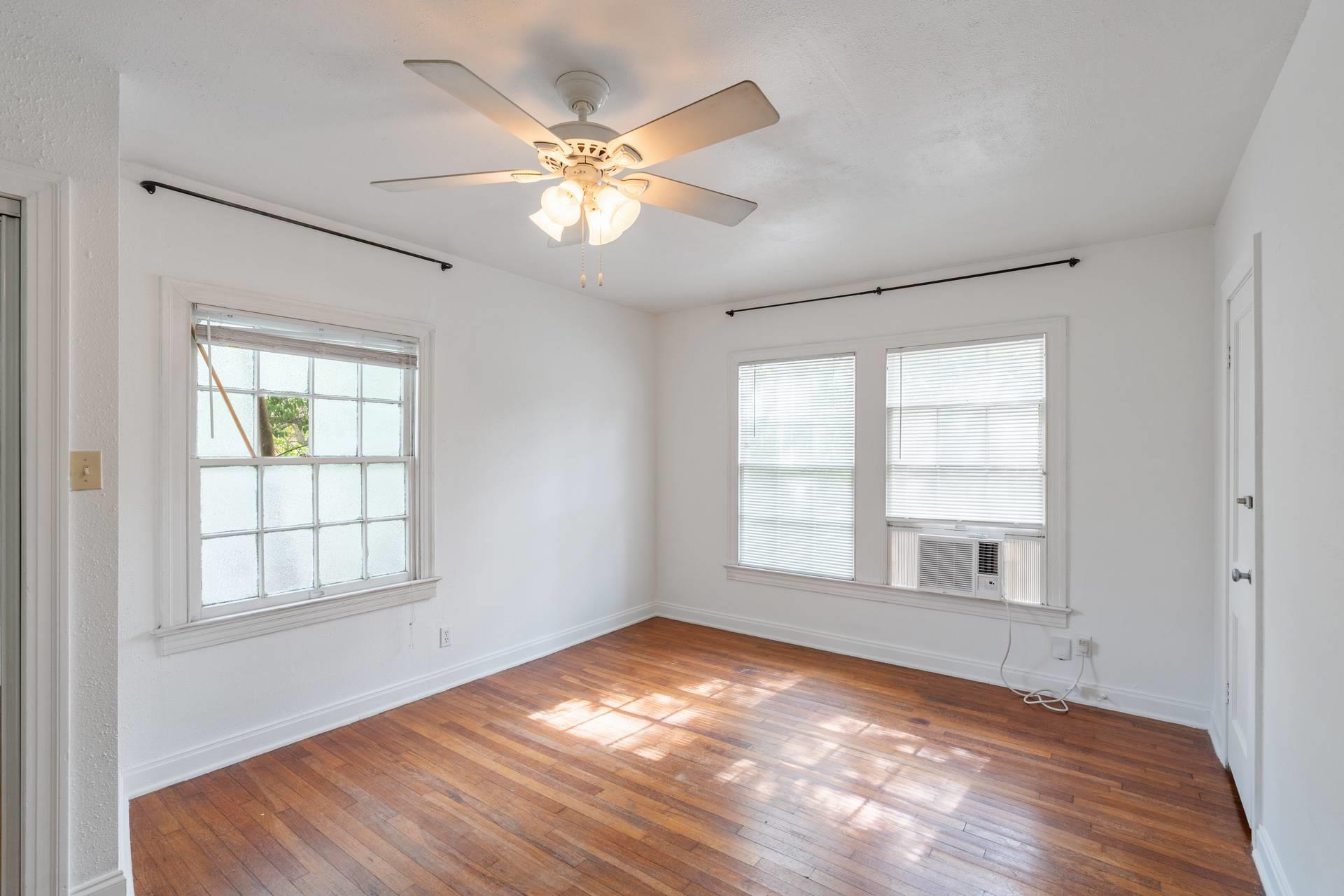 406 E Monroe Street Austin TX 78704