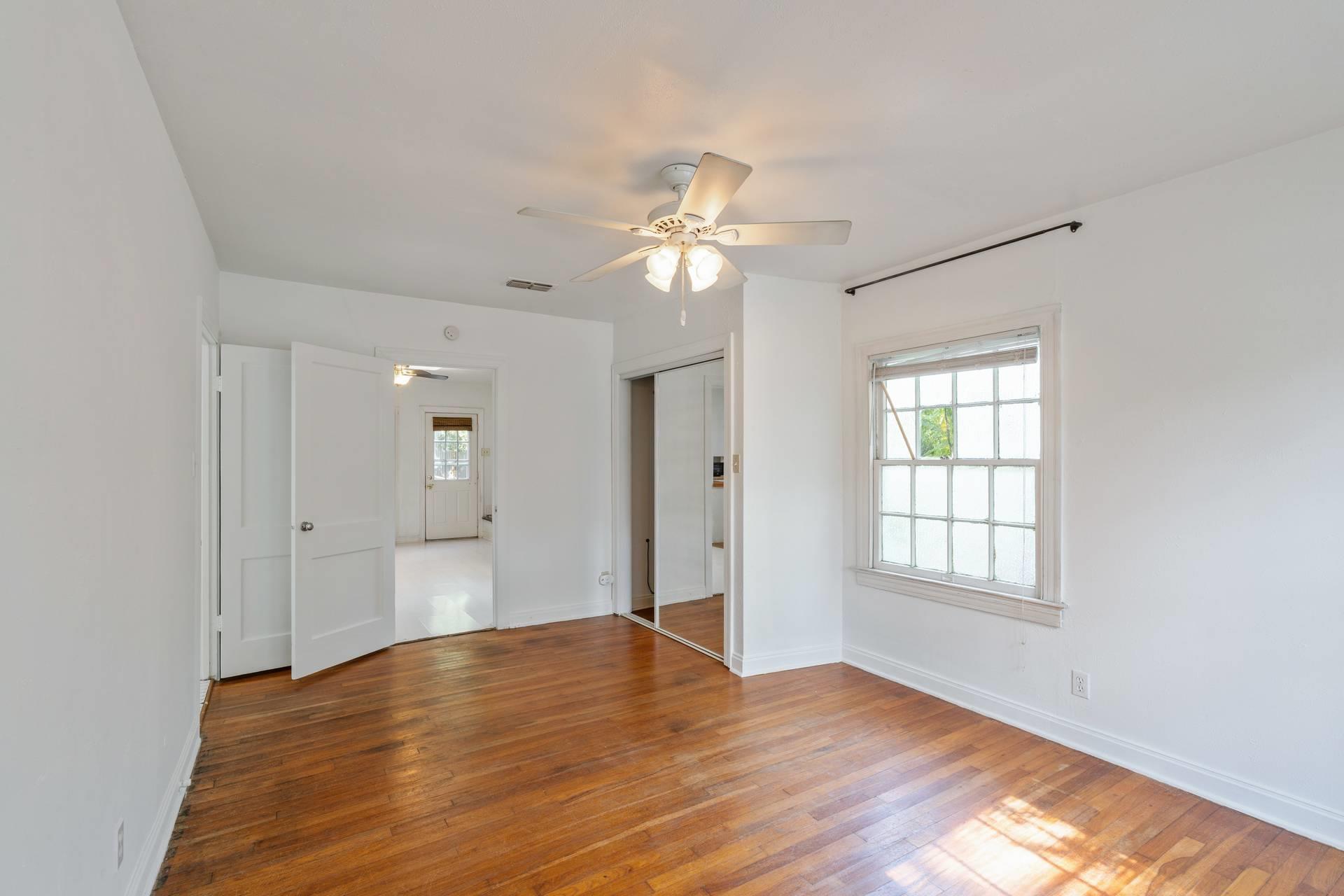 406 E Monroe Street Austin TX 78704