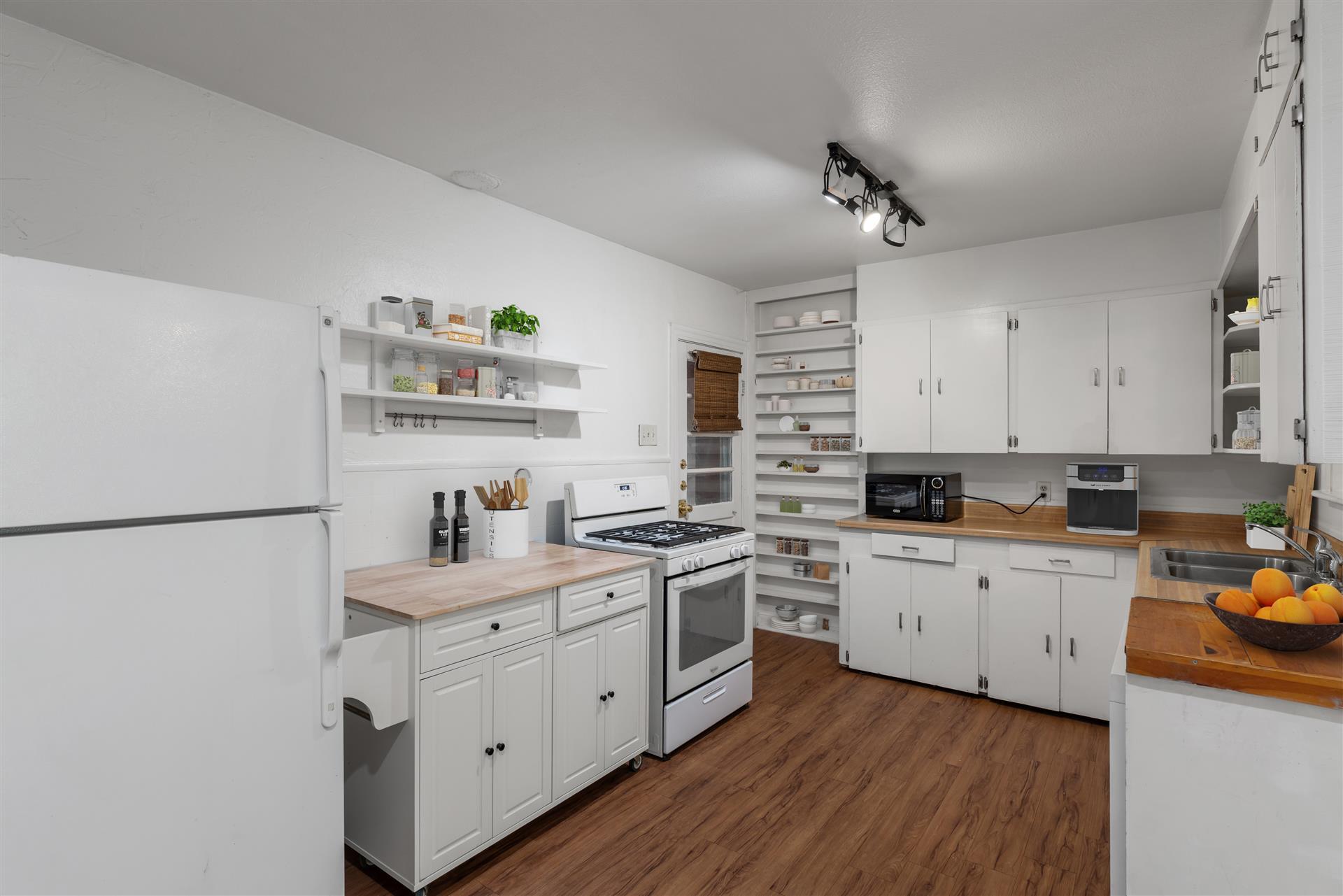 406 E Monroe Street Austin TX 78704