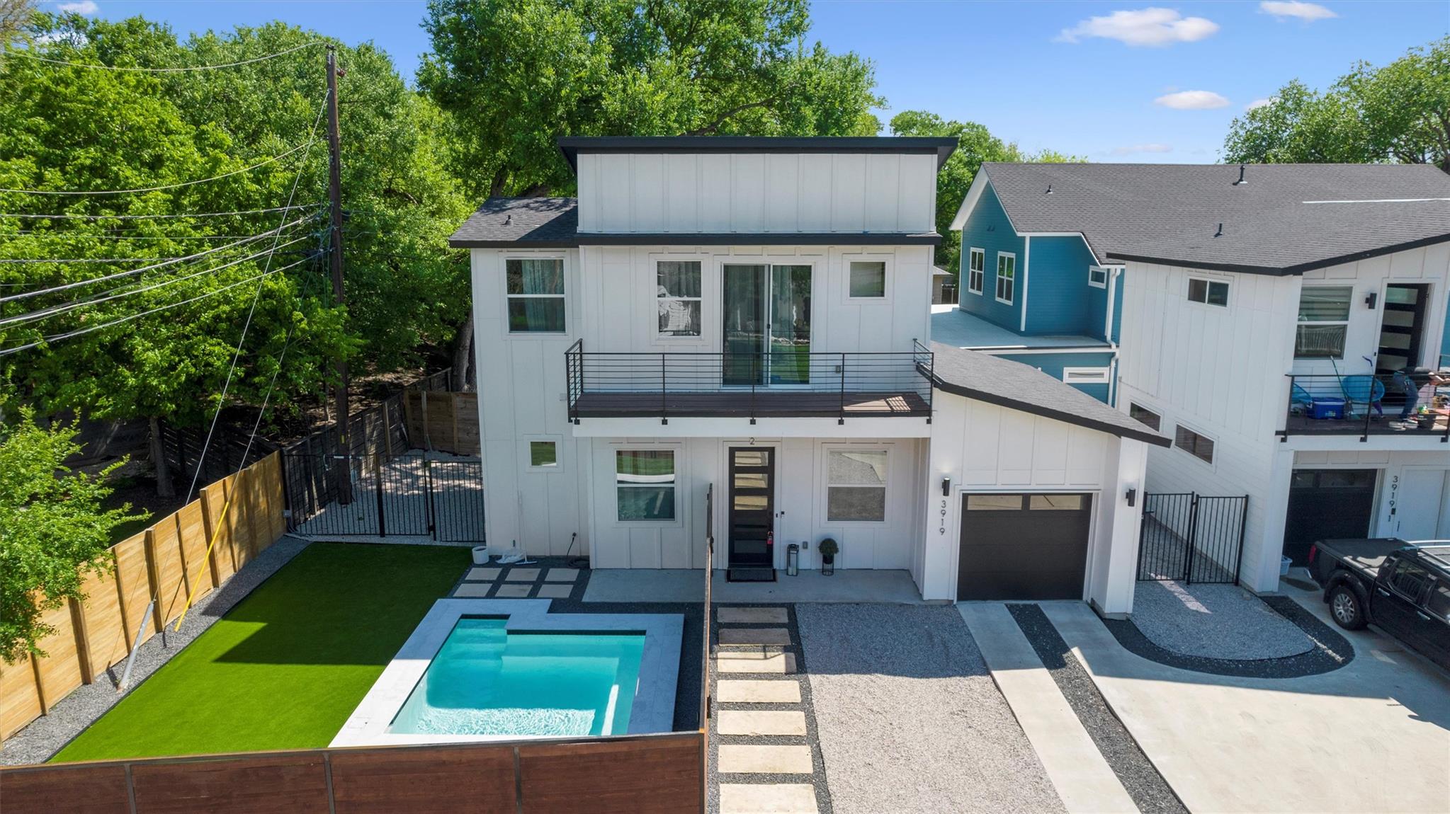 3919 E 16th Street Austin TX 78721