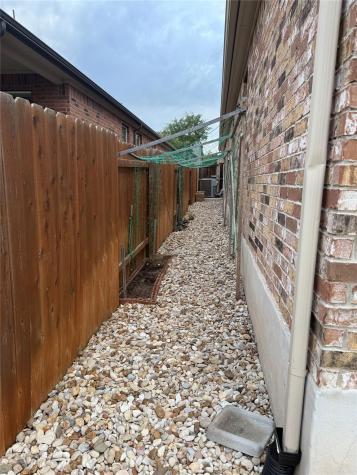 1824 Stinnett Drive Leander TX 78641