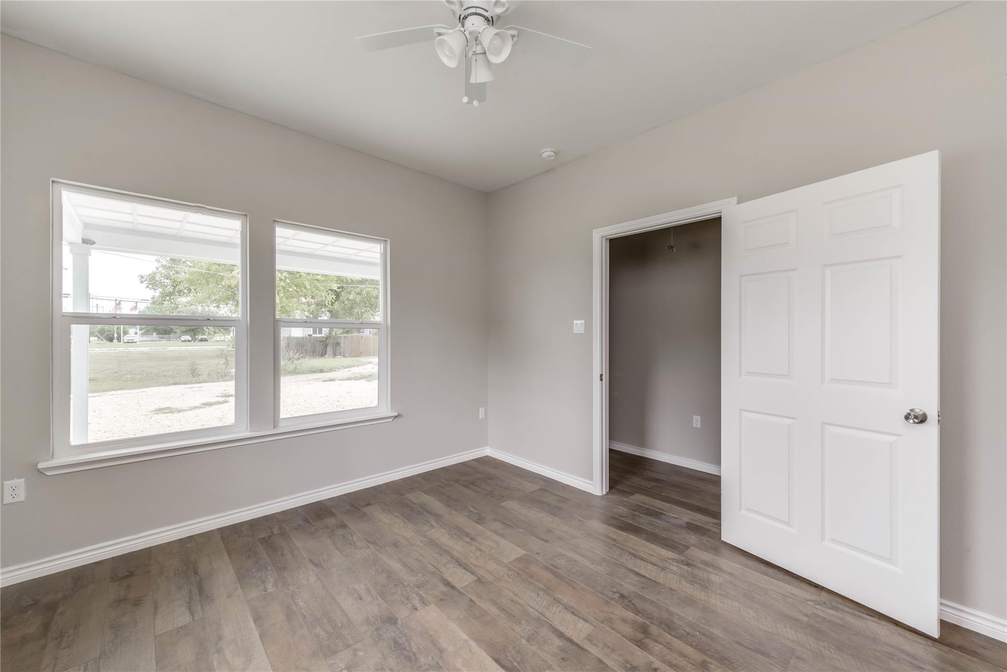 412 Booth Street Taylor TX 76574