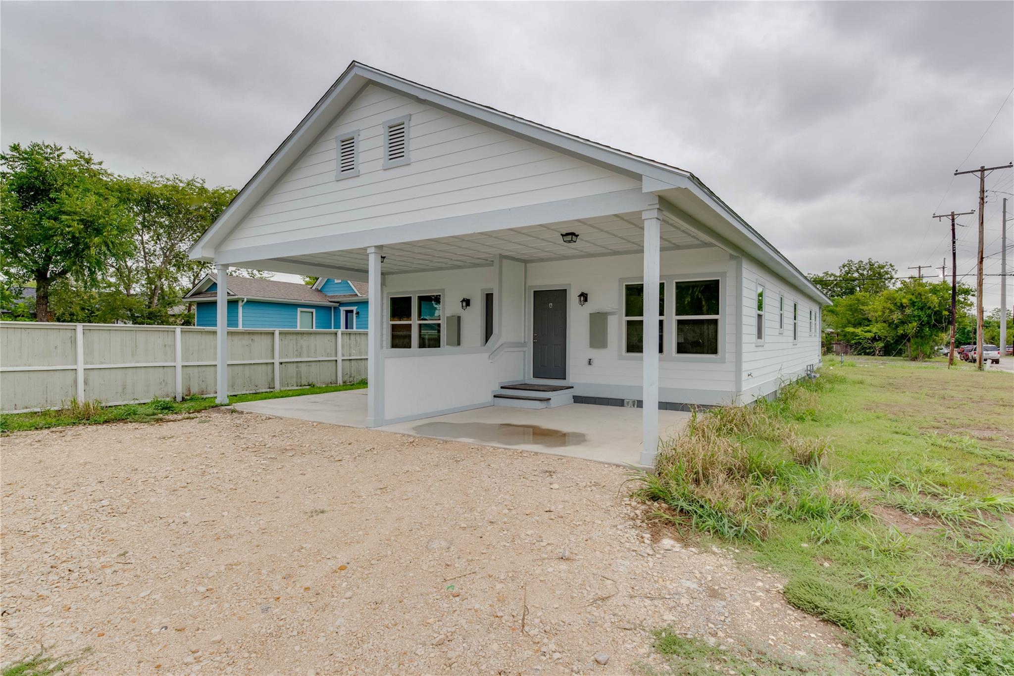 412 Booth Street Taylor TX 76574