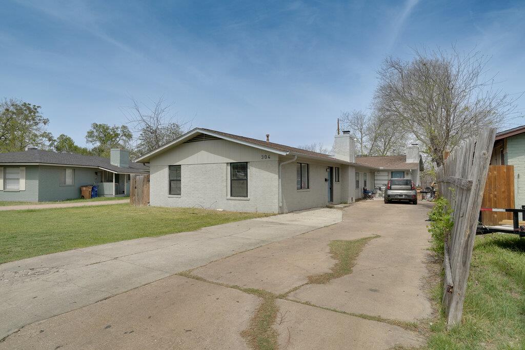 304 John Nance Garner Circle Austin TX 78753